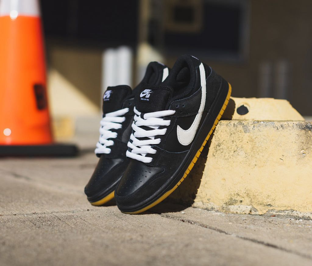 Sb Dunk Black Foggy Street Sneakers - Image 4
