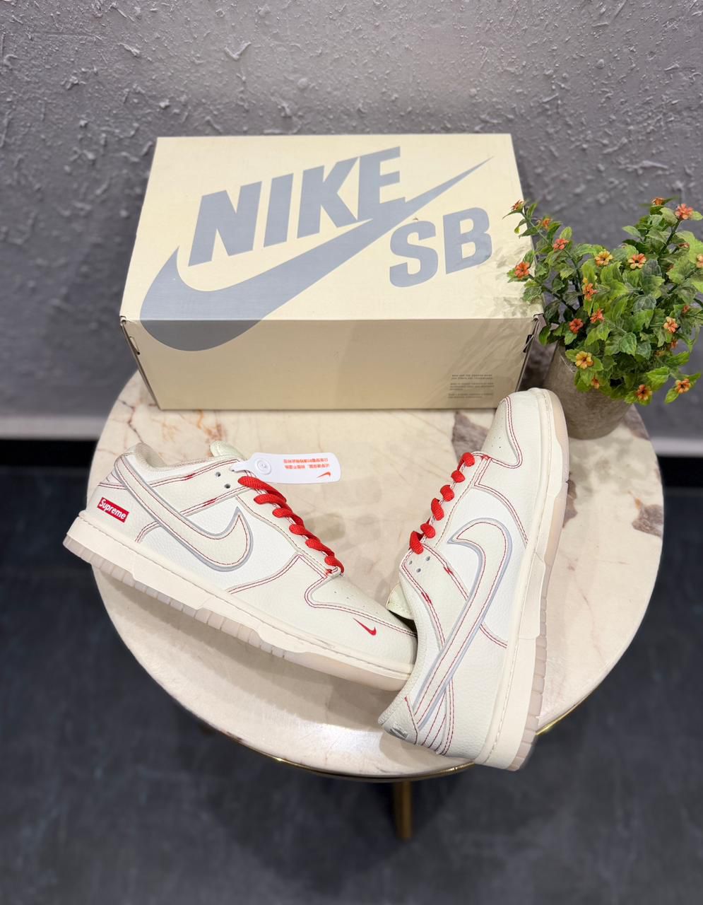 Sb Dunk Supreme White Red Radium Sneakers - Image 5
